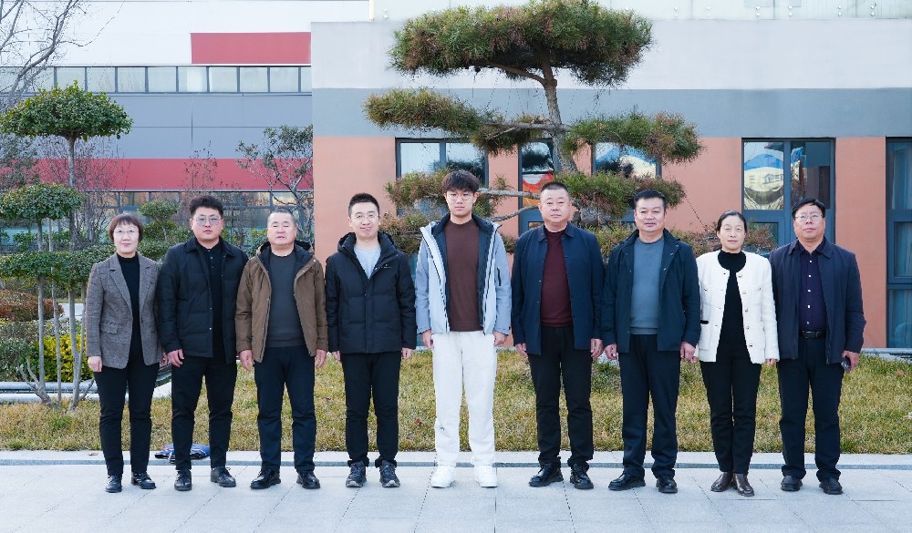 攜手共進(jìn)，智領(lǐng)未來！長治市襄垣縣水務(wù)集團(tuán)領(lǐng)導(dǎo)蒞臨豐博智能水聯(lián)網(wǎng)參觀交流
